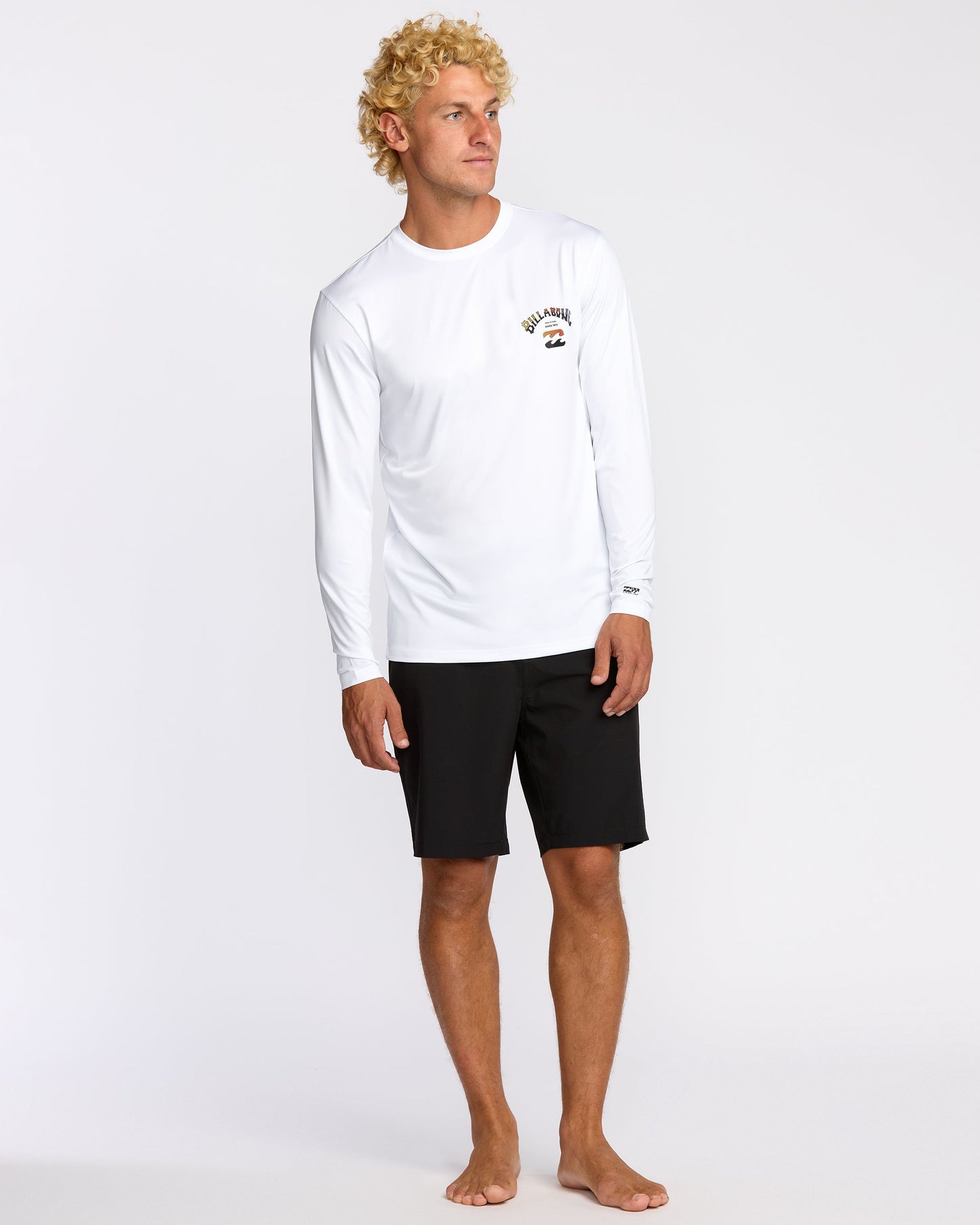 Arch Fade Loose Fit Long Sleeve Surf T-Shirt - White