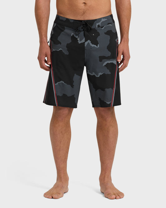 Straddie Airlite 20" Boardshorts - Black Camo
