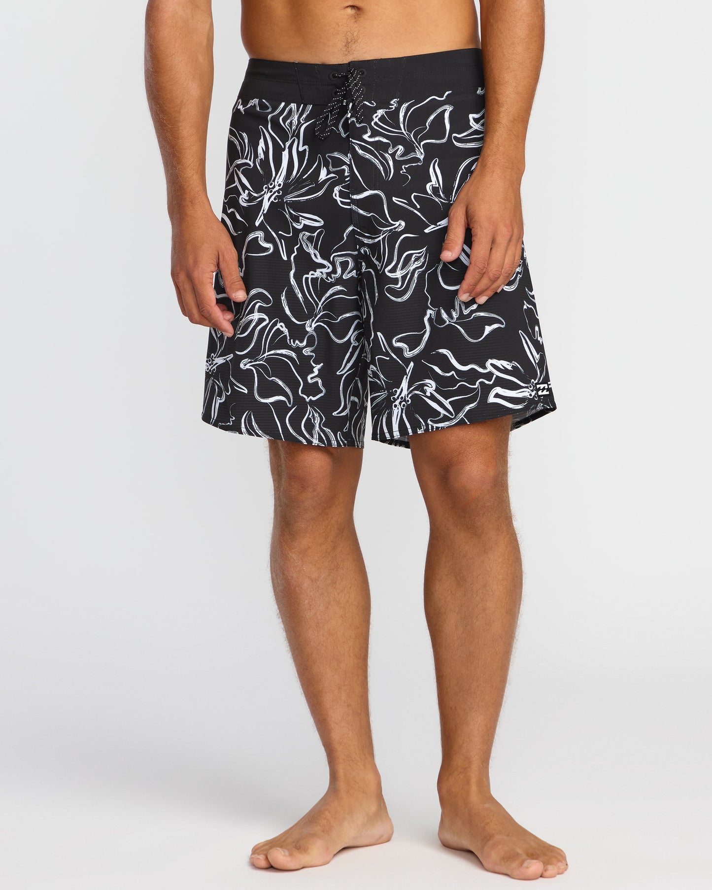 Sundays Airlite 19" Boardshorts - Black White