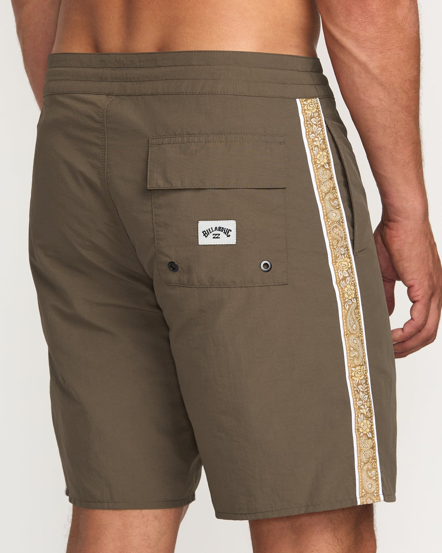 Wategos Lo Tide 19" Boardshorts - Brown