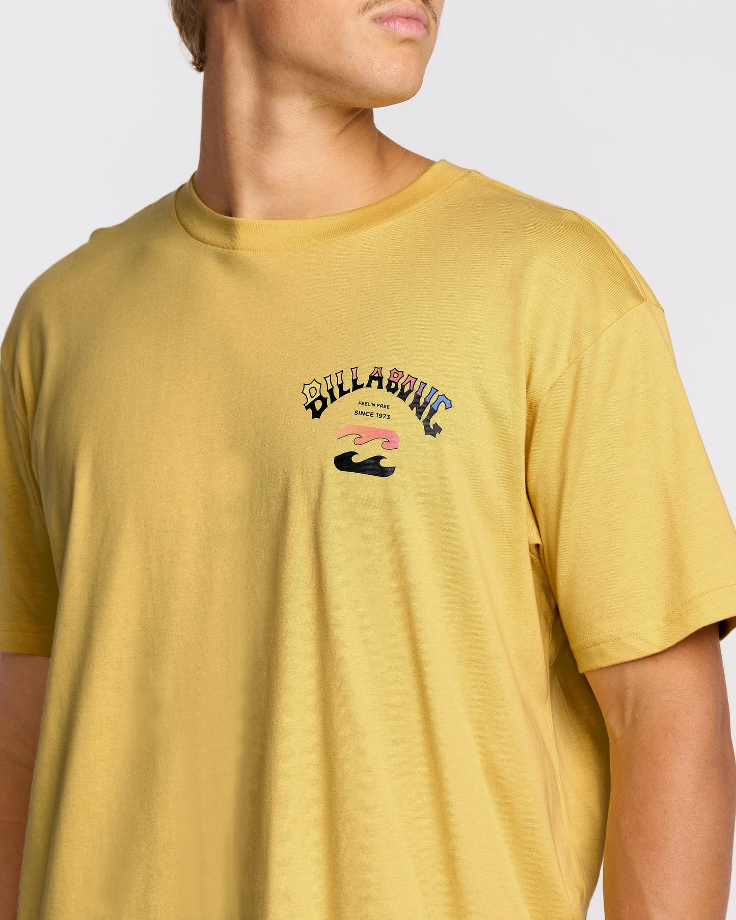 Arch Fade Premium Short Sleeve T-Shirt - Dust Yellow