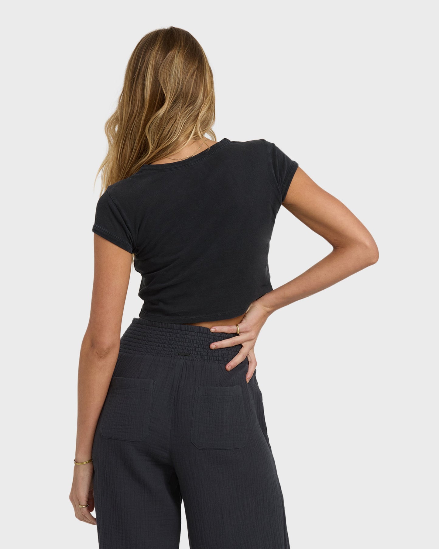 Daily Short Sleeve Tee - Black Sands