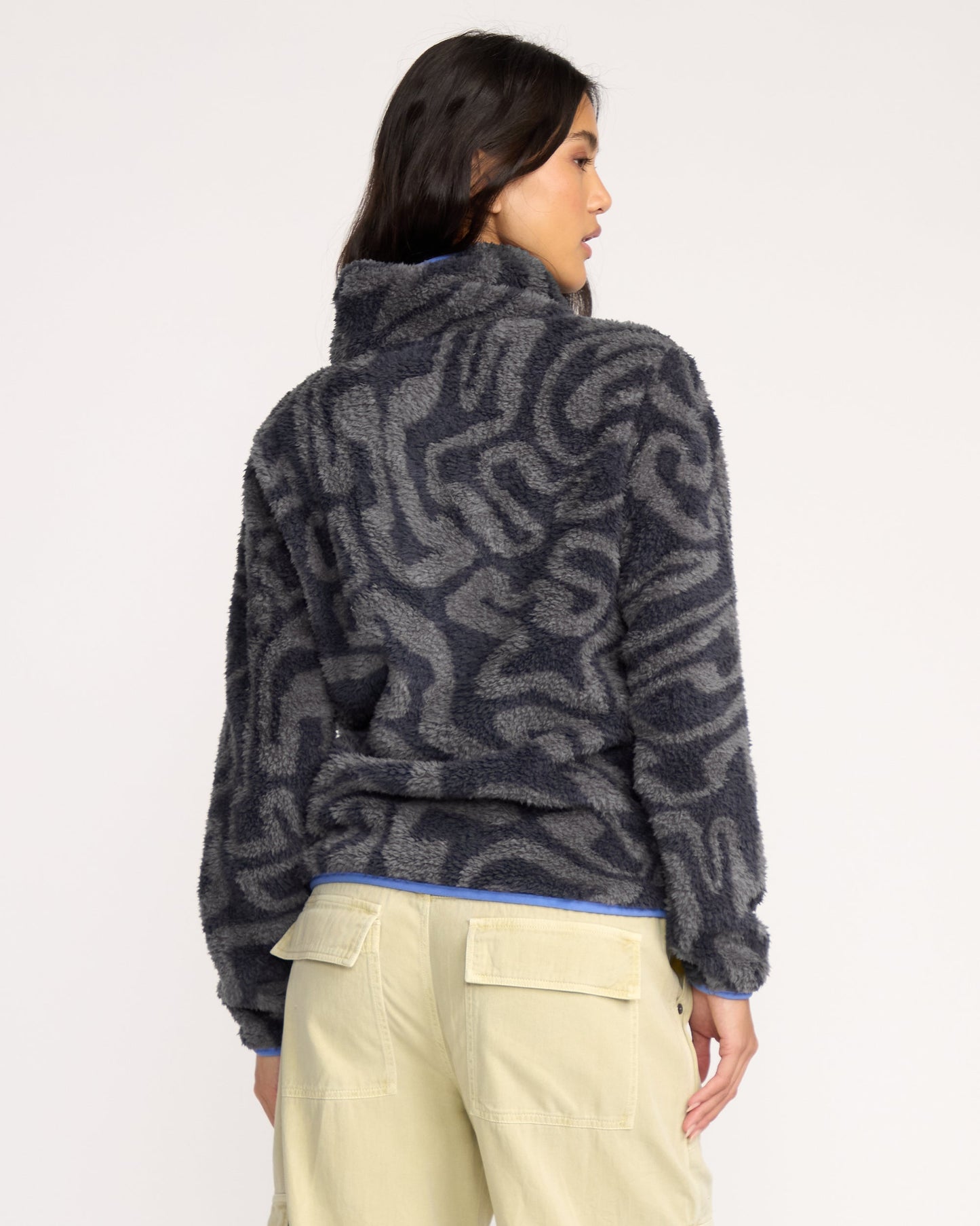Switchback Pullover Sweatshirt - Black Sands