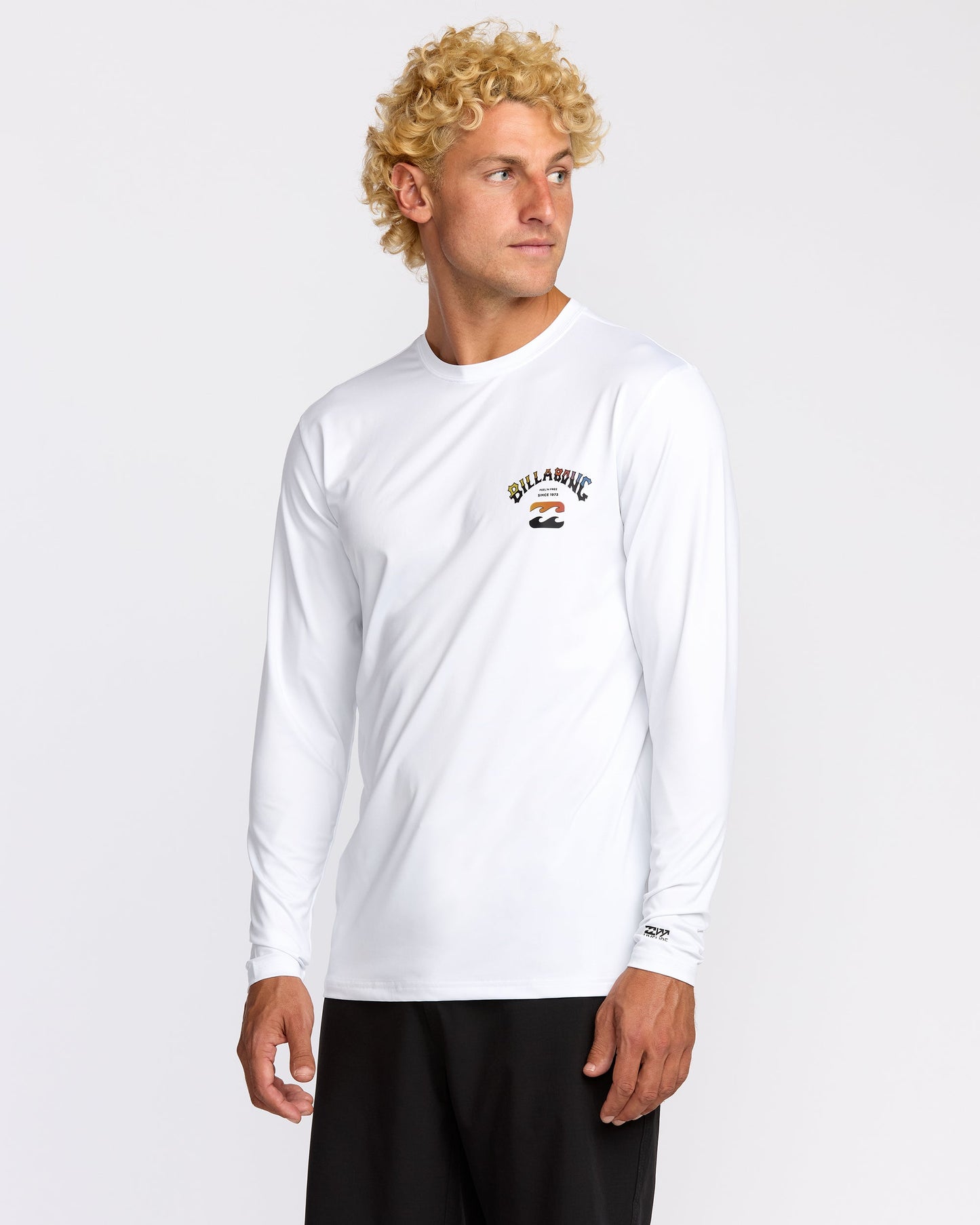 Arch Fade Loose Fit Long Sleeve Surf T-Shirt - White