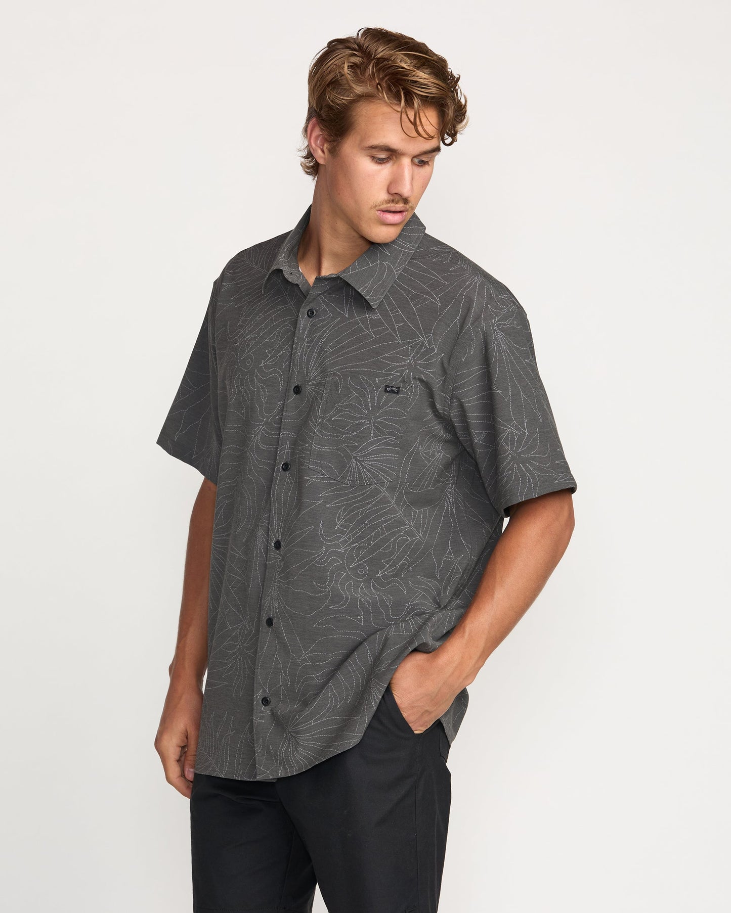 Surftrek Transit Short Sleeve Shirt - Raven