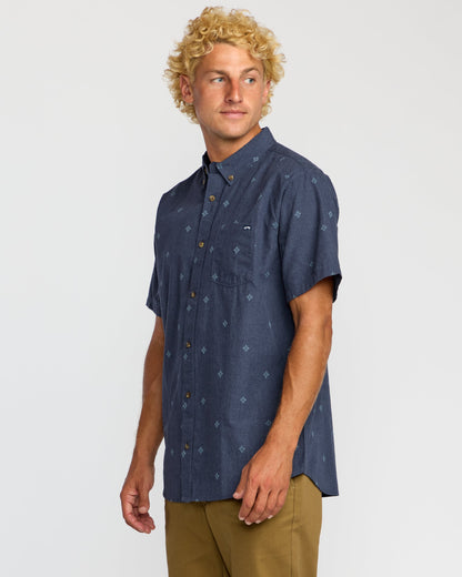 All Day Jacquard Short Sleeve Shirt - Midnight