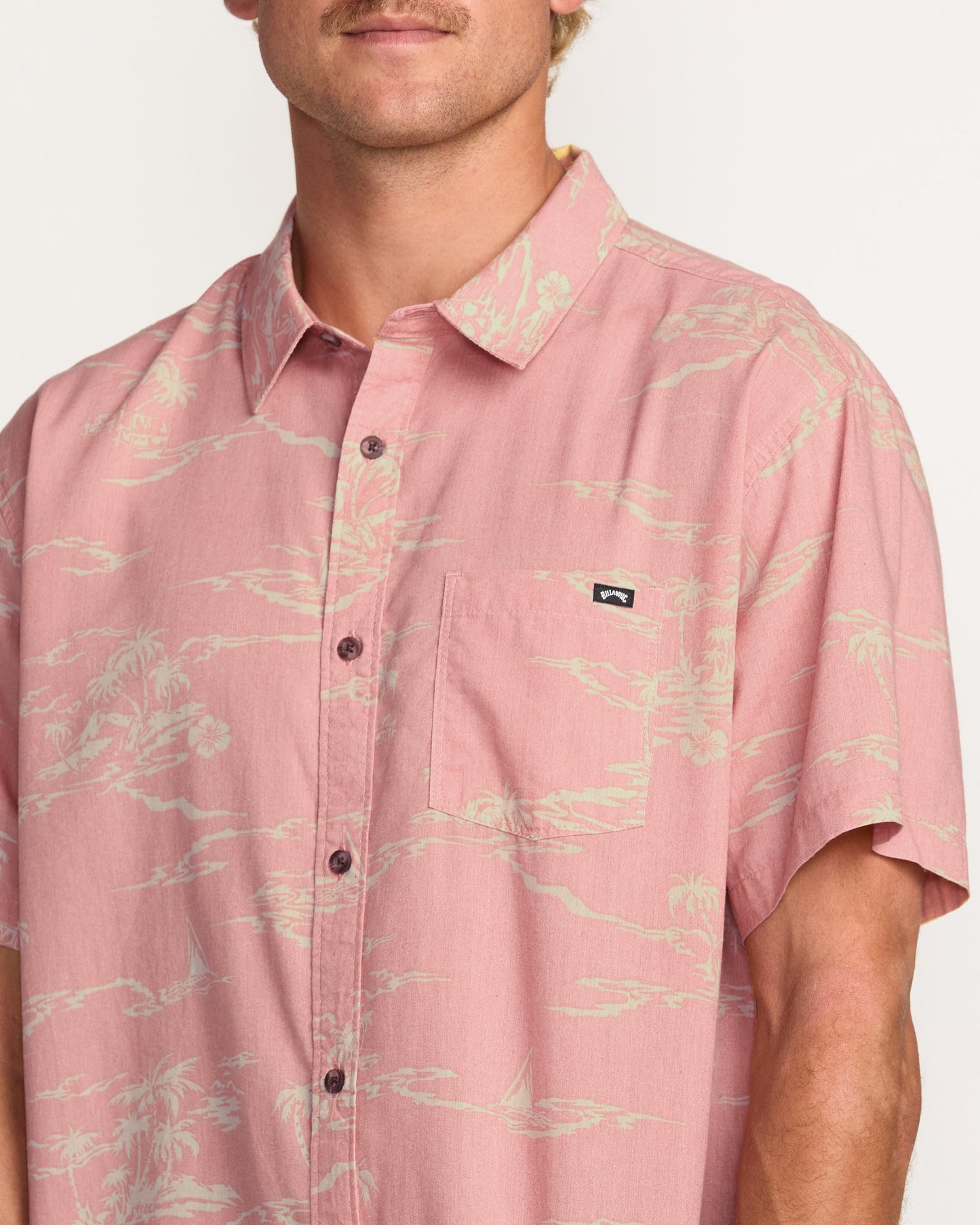 Sundays Short Sleeve Shirt - Dust Red