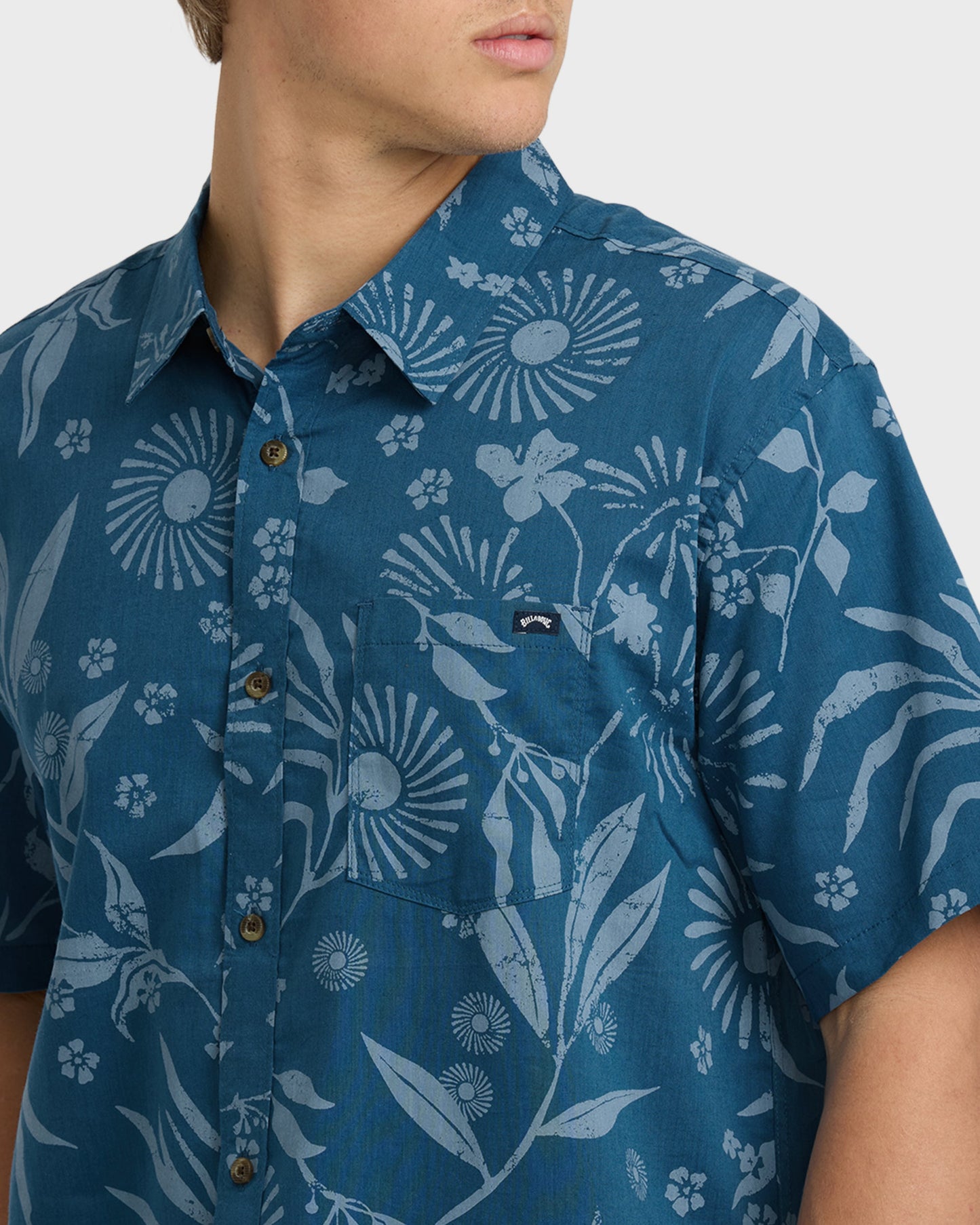 Sundays Short Sleeve Shirt - Real Teal