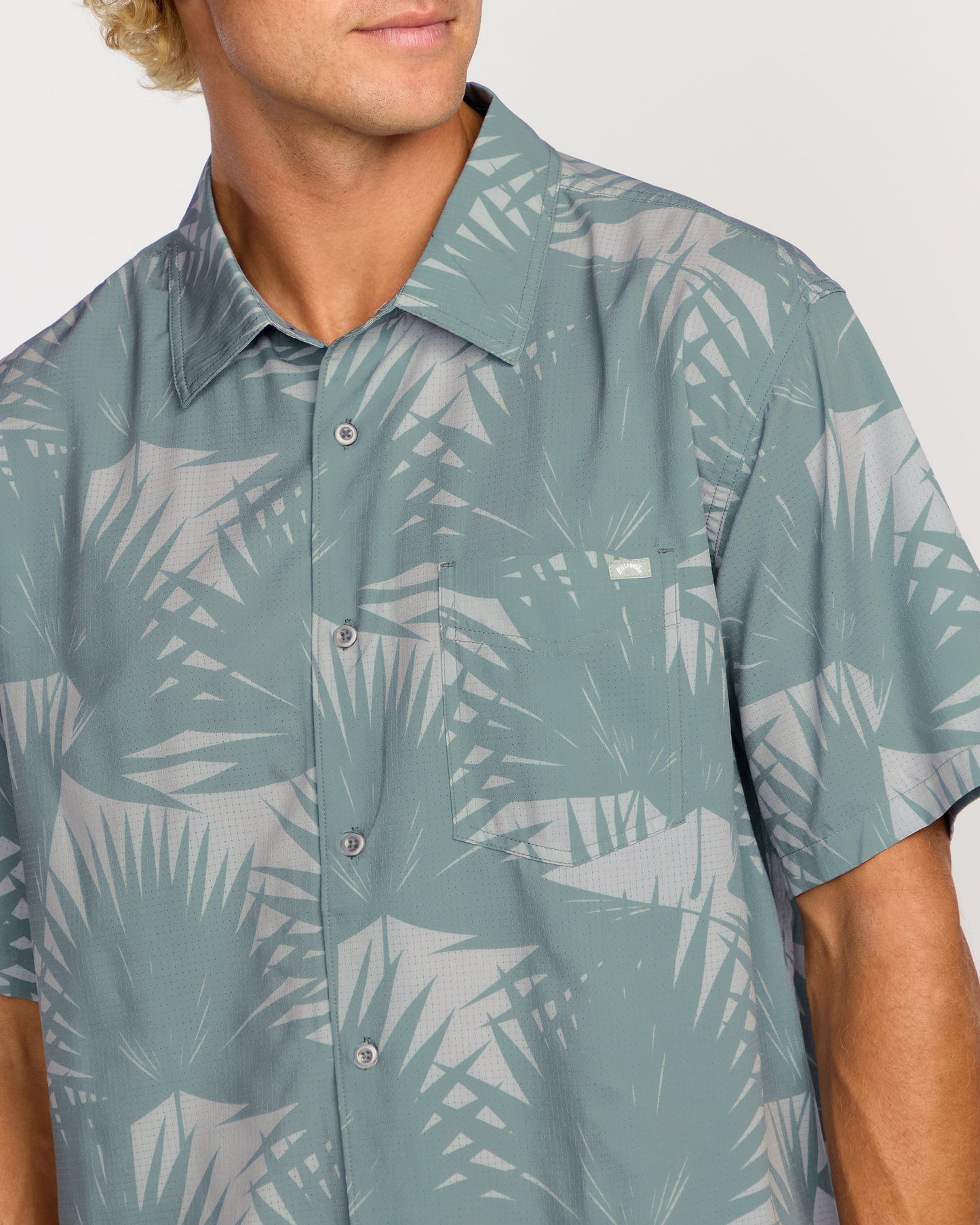 Surftrek Perf Short Sleeve Shirt - Sea Blue