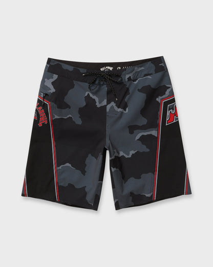 Straddie Airlite 20" Boardshorts - Black Camo