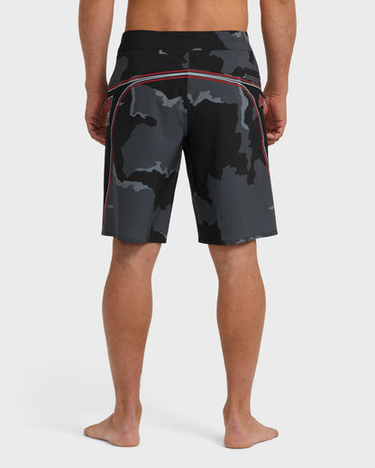 Straddie Airlite 20" Boardshorts - Black Camo