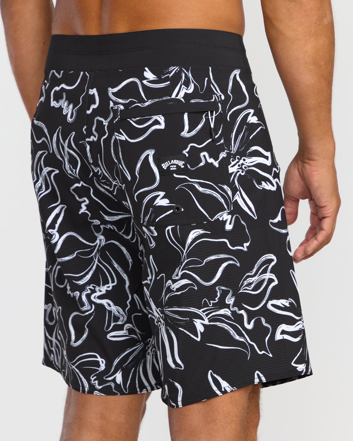 Sundays Airlite 19" Boardshorts - Black White