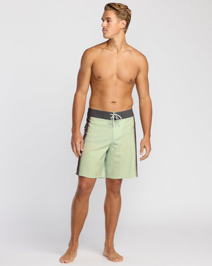 Sundays Airlite 19" Boardshorts - Green Ash