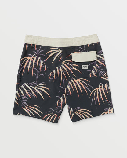 Sundays Pro Performance 19" Boardshorts - Aged Indigo