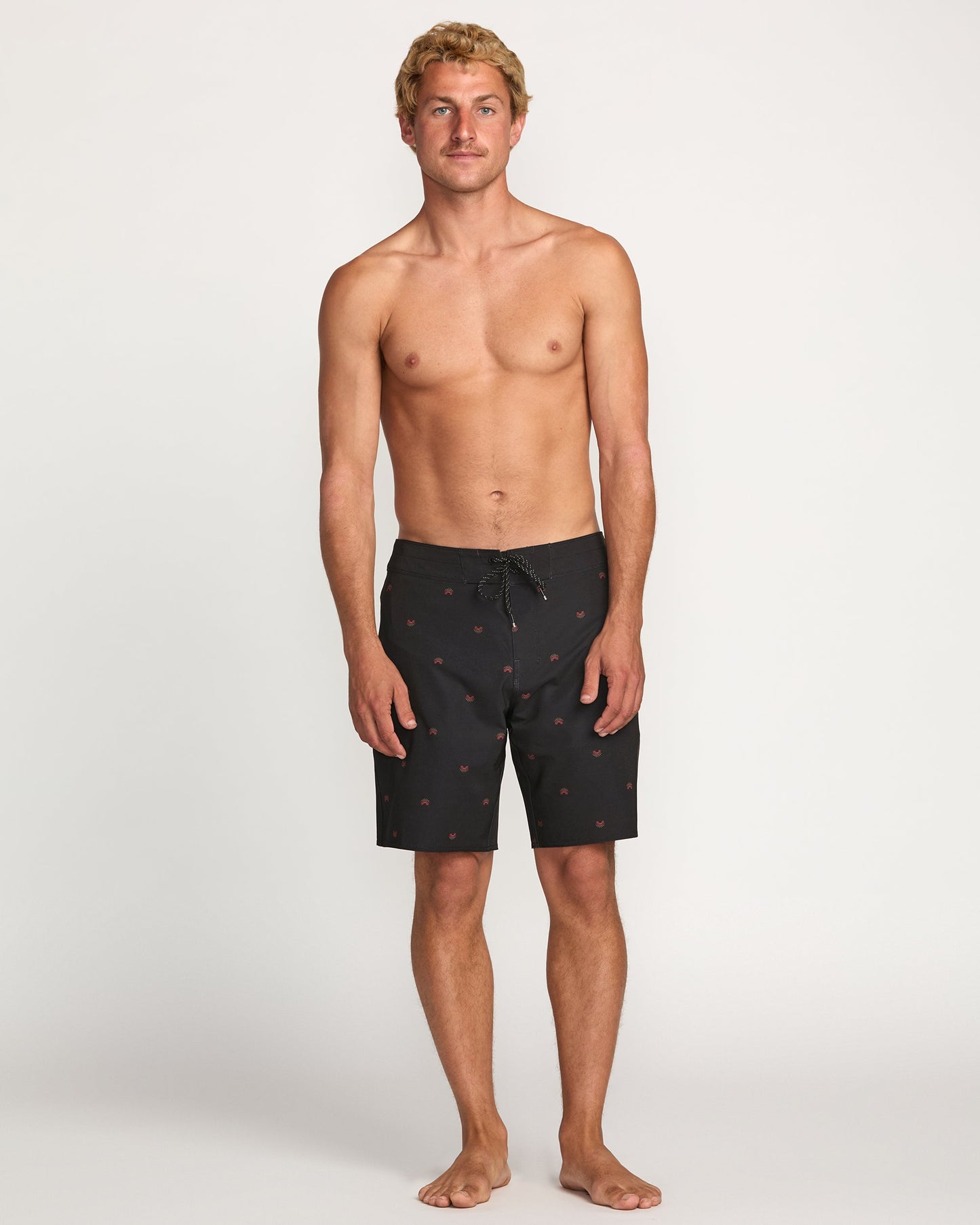Sundays Pro Performance 19" Boardshorts - Black