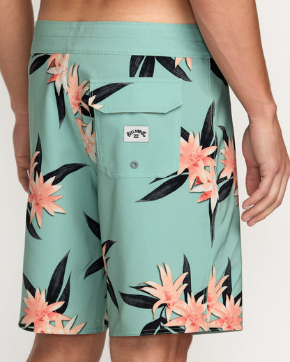 Sundays Pro Performance 19" Boardshorts - Mist Green