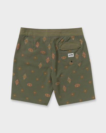 Sundays Pro Performance 19" Boardshorts - Military