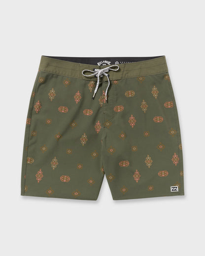 Sundays Pro Performance 19" Boardshorts - Military