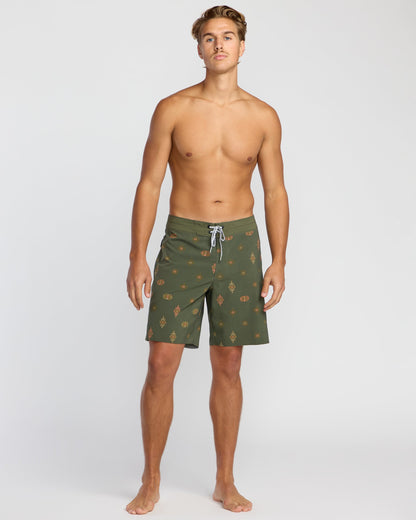 Sundays Pro Performance 19" Boardshorts - Military