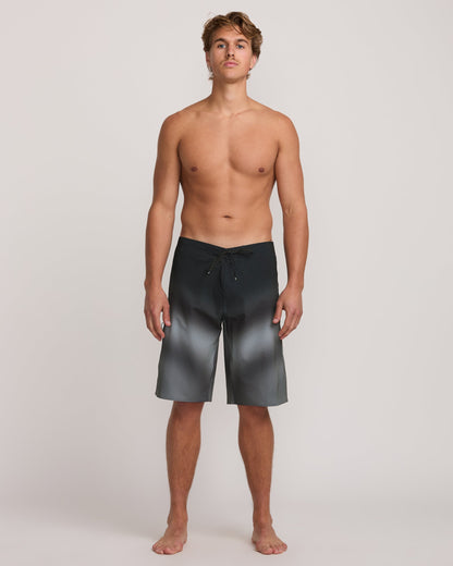 Fluid Pro Performance 21" Boardshorts - Black