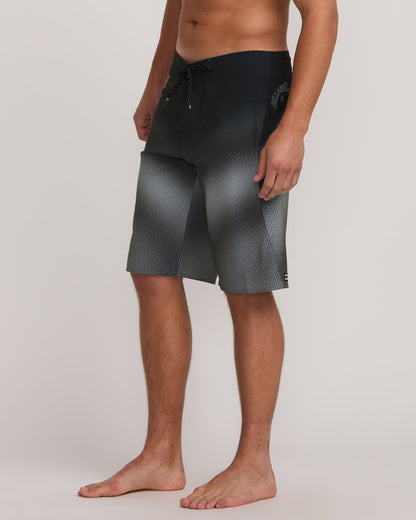 Fluid Pro Performance 21" Boardshorts - Black