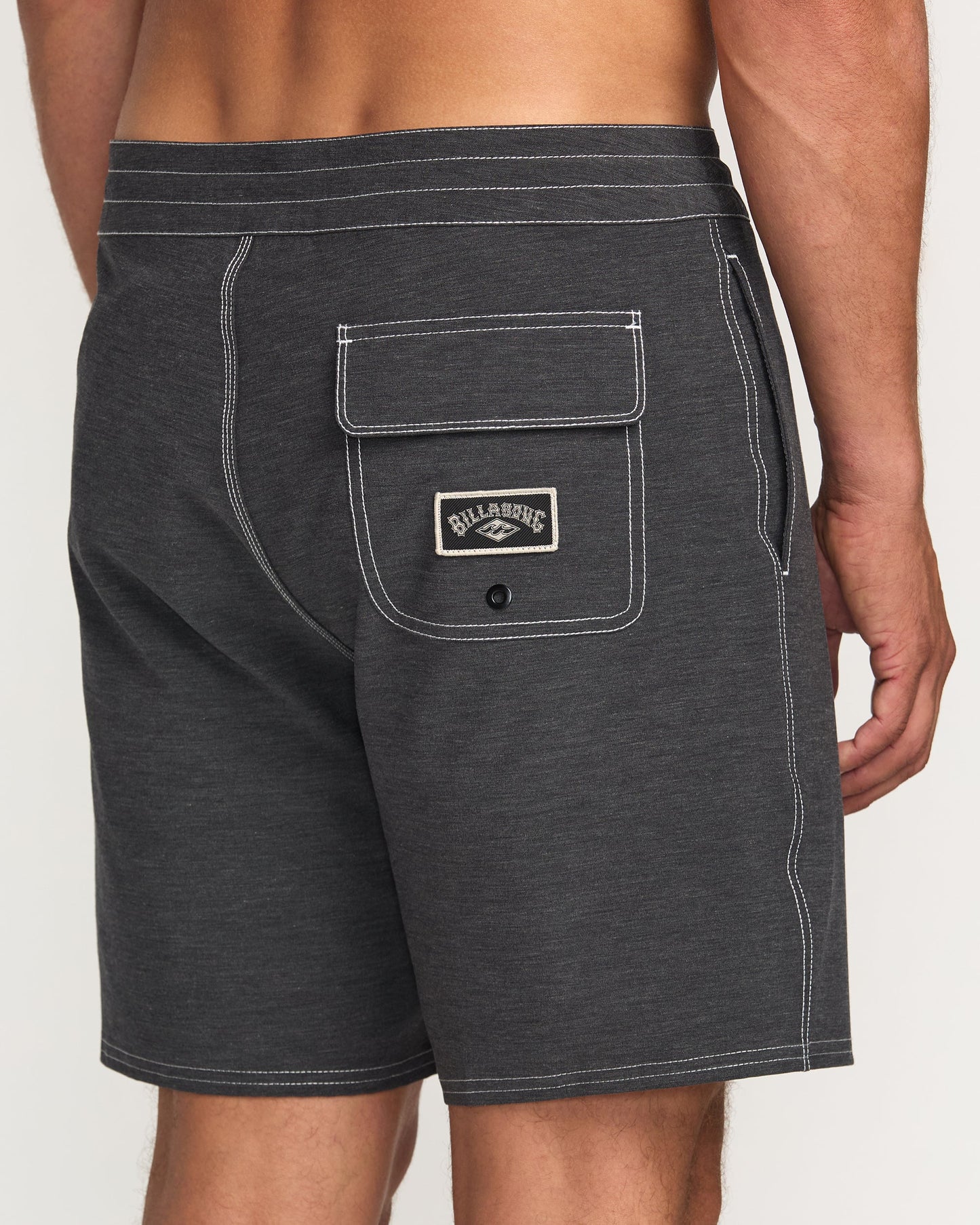 Every Other Day Lo Tide 18" Boardshorts - Black