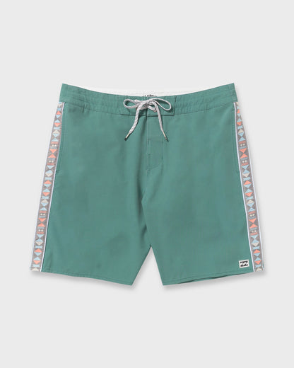 Wategos Lo Tide 19" Boardshorts - Sage Green
