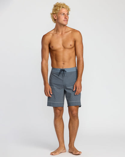 Lowers Lo Tide 19" Boardshorts - Midnight Blue