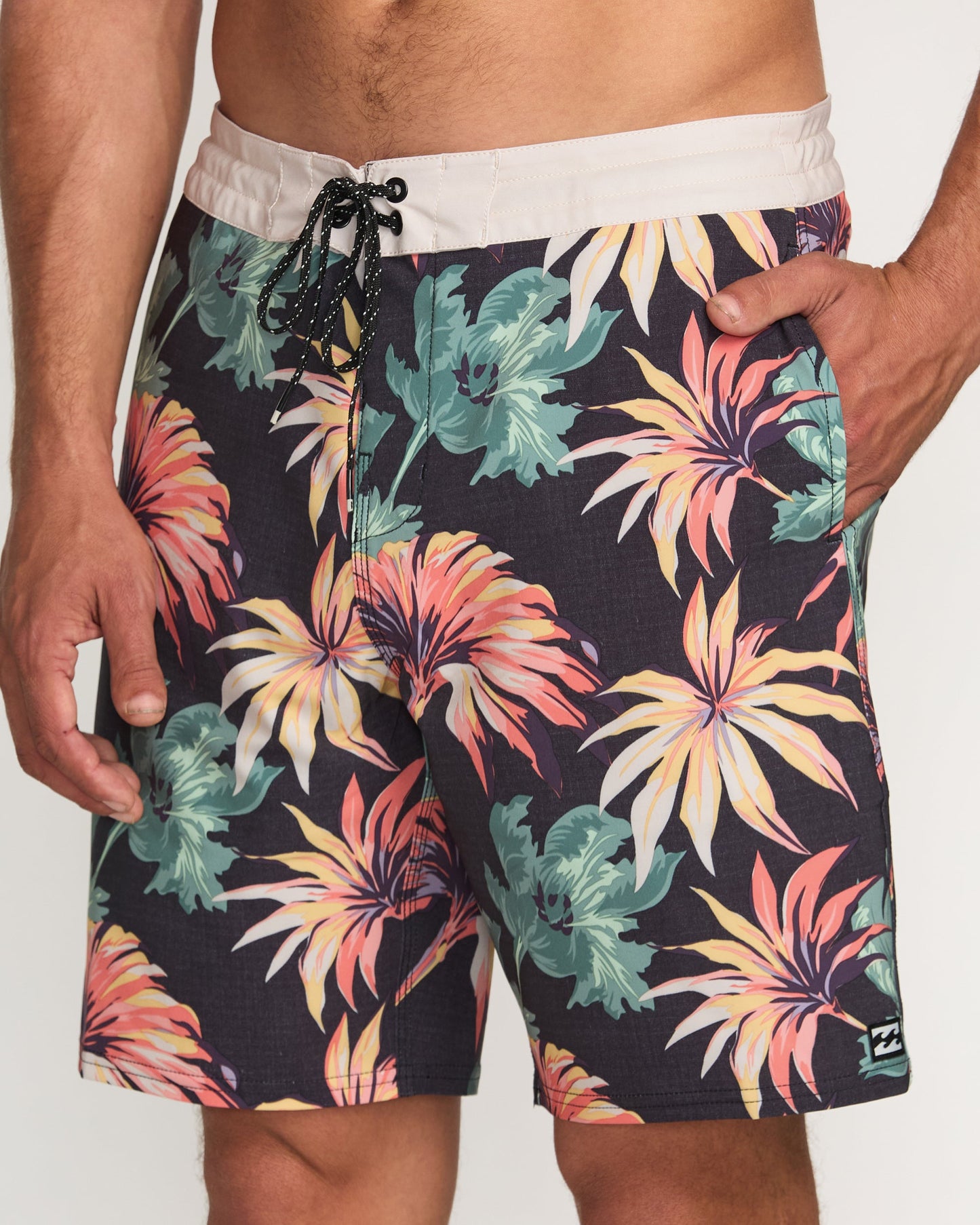 Sundays Lo Tide 19" Boardshorts - Multi