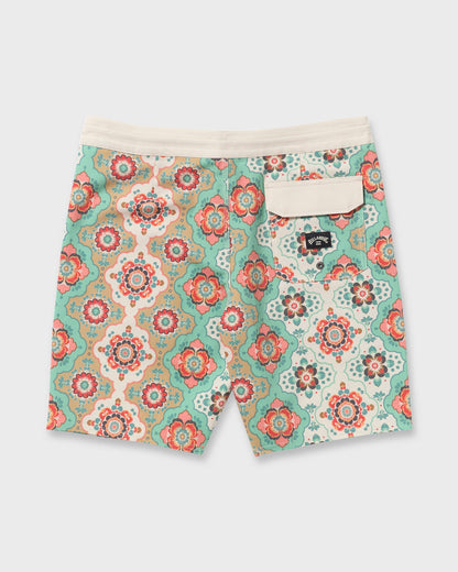 Sundays Lo Tide 19" Boardshorts - Sand