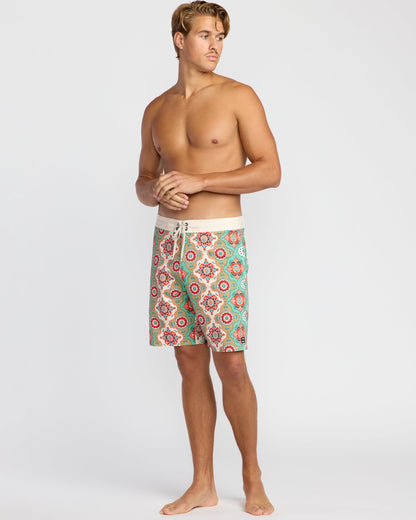Sundays Lo Tide 19" Boardshorts - Sand