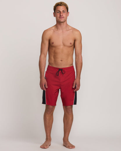 Straddie Pro Performance 20" Boardshorts - Scarlet
