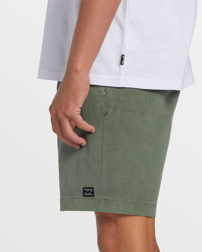 Crossfire Wave Wash Submersible 18" Hybrid Shorts - Sage