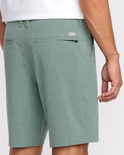 Crossfire Submersible 19" Hybrid Shorts - Green Ash