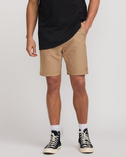 Crossfire Submersible 19" Hybrid Shorts - Tobacco