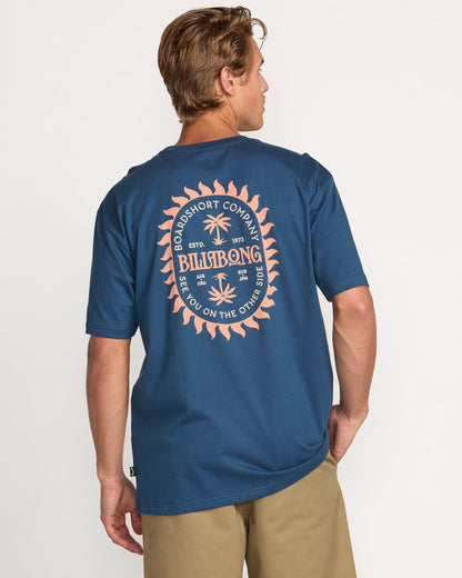 Sun Rays Regular Tee - Deep Blue