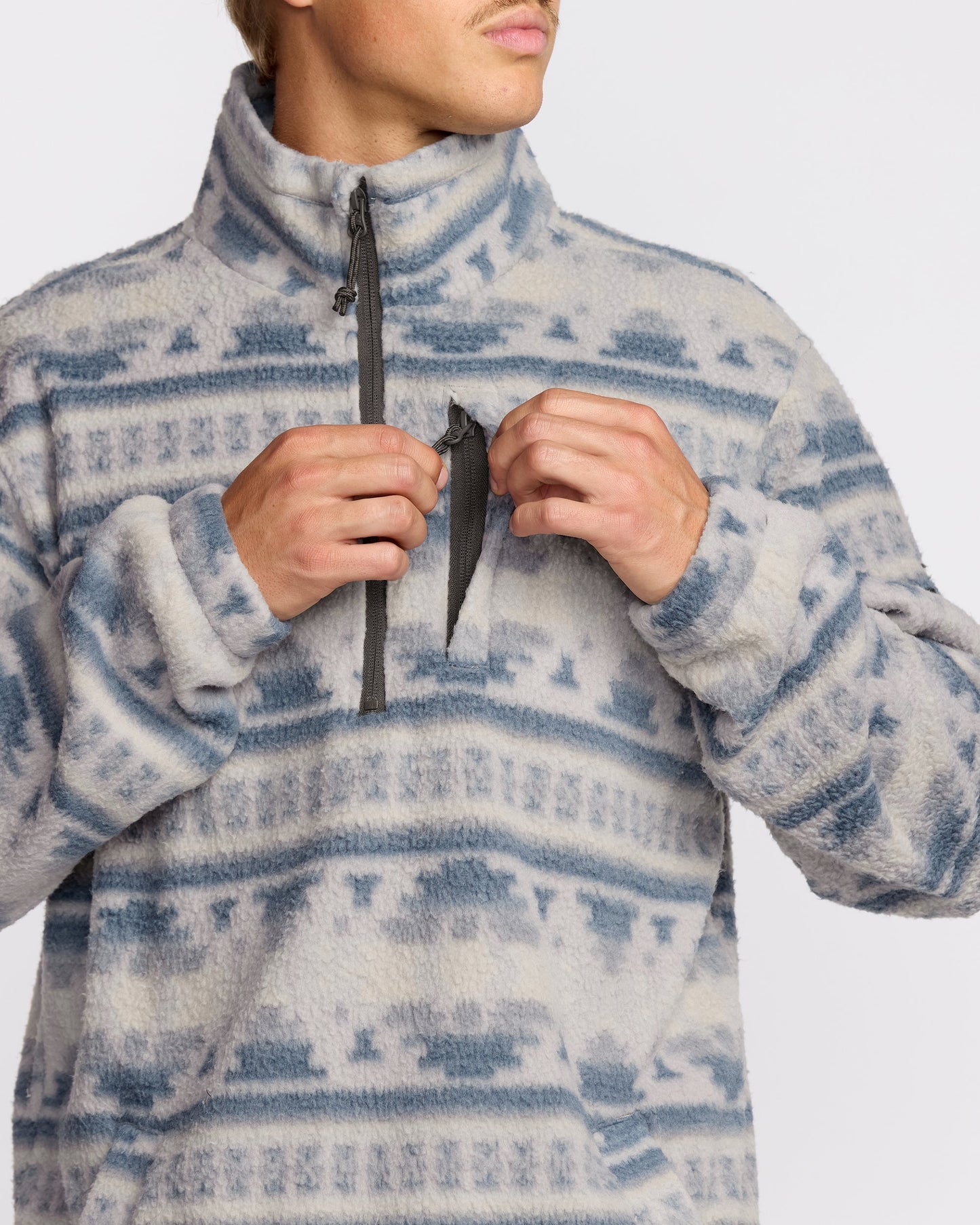 Boundary Mock Sweatshirt - Alloy