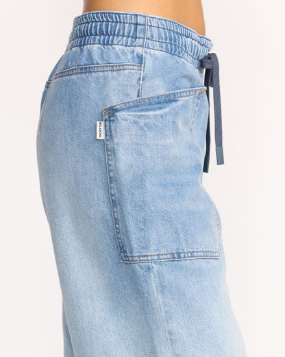 Zonte Elastic Waist Jeans - Shaded Wash