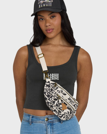 On My Bum Waistbag - Black Sands