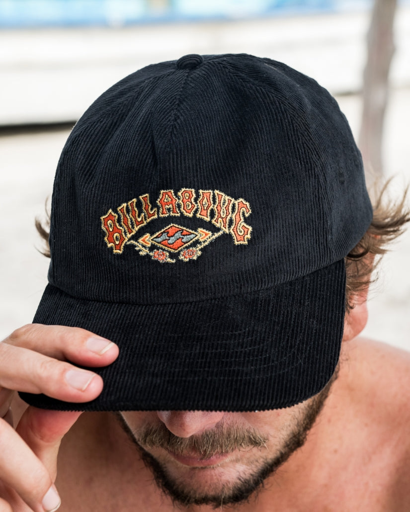 Heritage Strapback Hat - Black