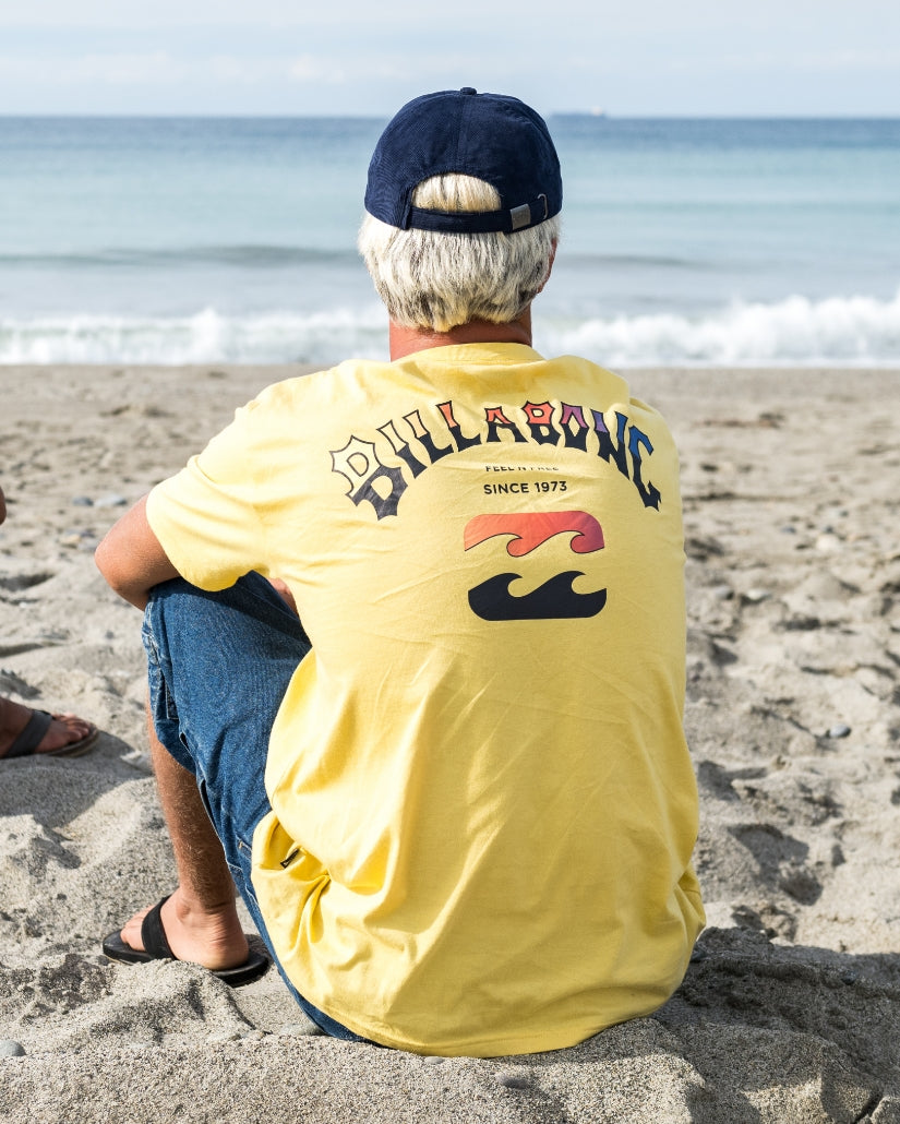 Arch Fade Premium Short Sleeve T-Shirt - Dust Yellow