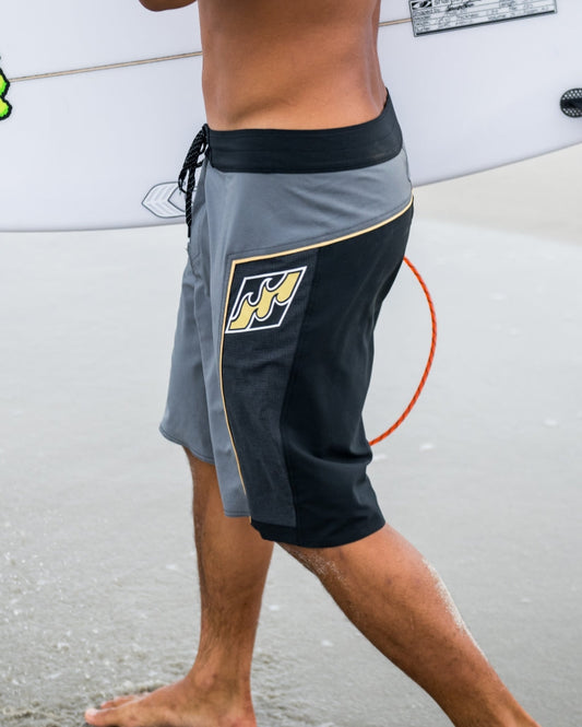 Straddie Pro Performance 20" Boardshorts - Pewter